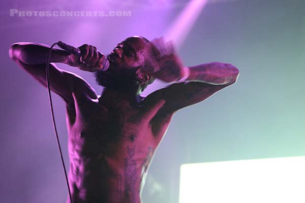 DEATH GRIPS - 2017-06-11 - NIMES - Paloma - Flamingo - 